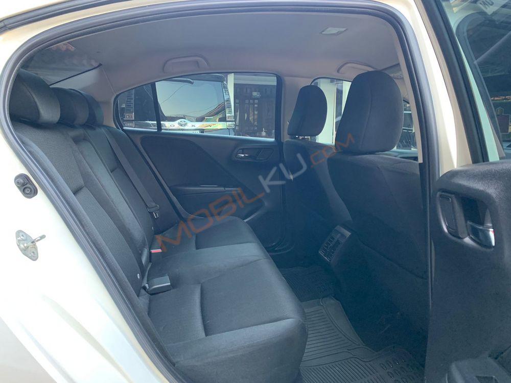 Mobil Honda City Sedan 2017