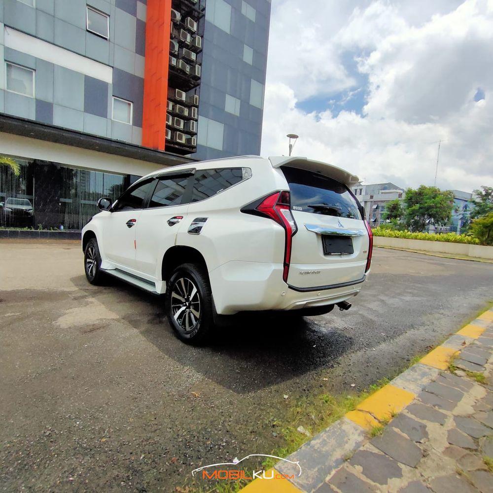 Mobil Mitsubishi Pajero Sport 2018