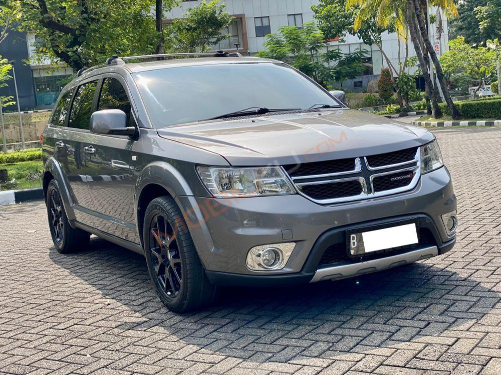 Mobil Dodge Journey 2013