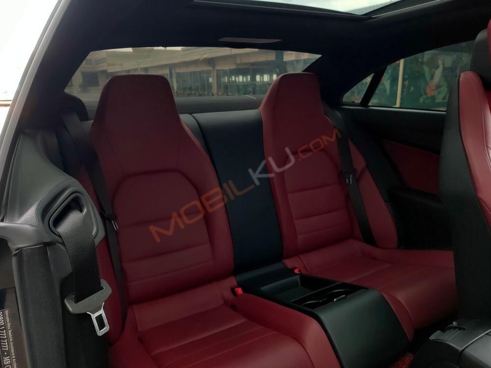 Mobil Mercedes-Benz E-Class 2014