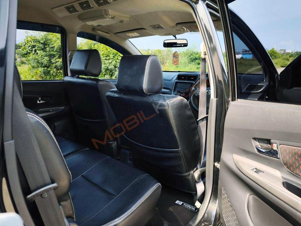 Mobil Toyota Avanza 2021