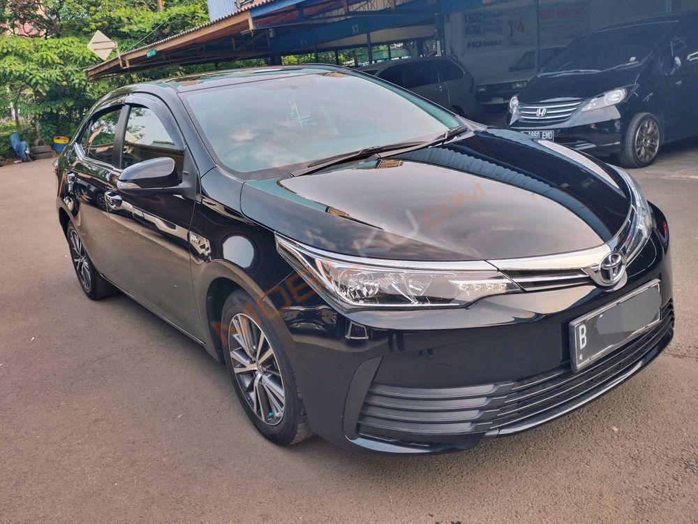 Mobil Toyota Corolla 2018