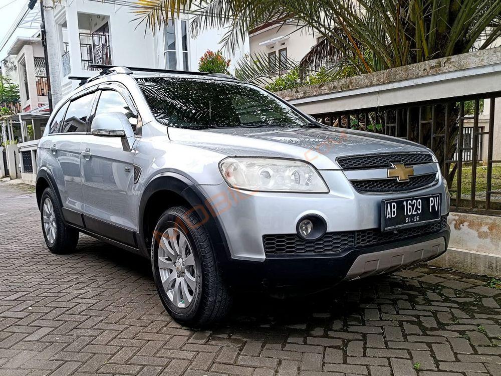 Mobil Chevrolet Captiva 2011