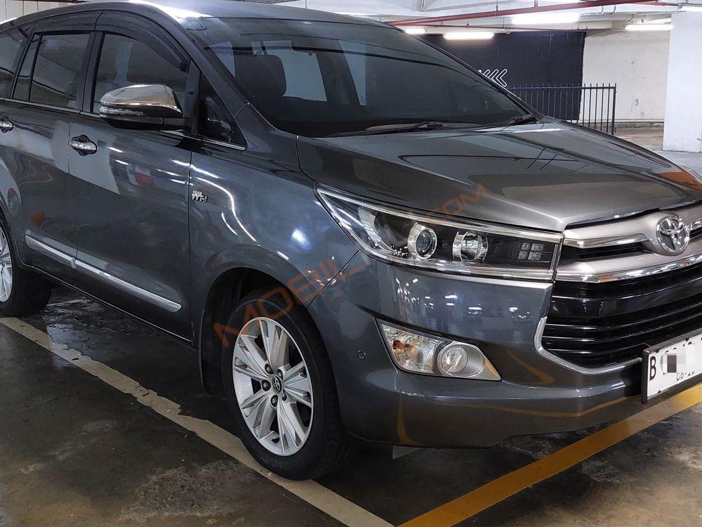 Mobil Toyota Kijang Innova 2018