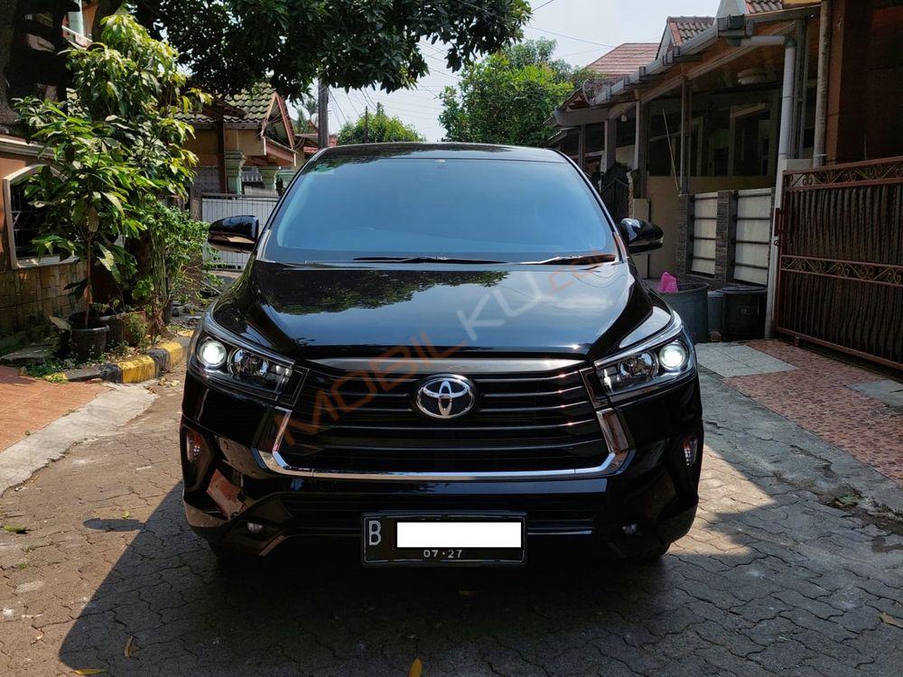 Mobil Toyota Kijang Innova 2022
