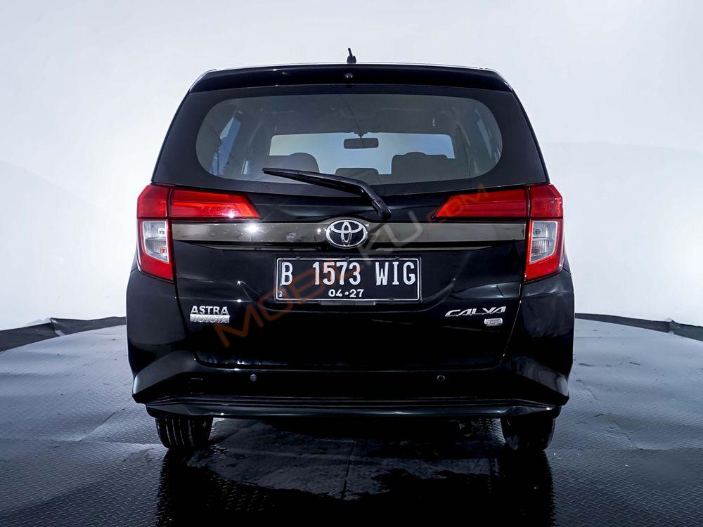 Mobil Toyota Calya 2022