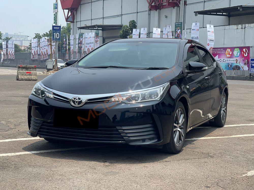 Mobil Toyota Corolla 2018