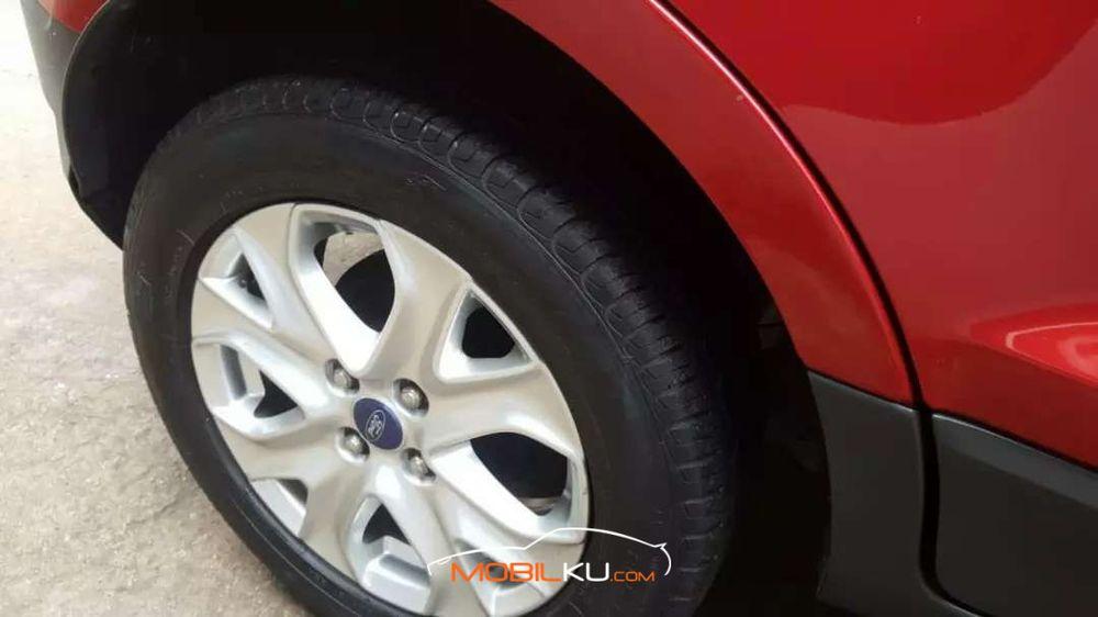 Mobil Ford EcoSport 2015