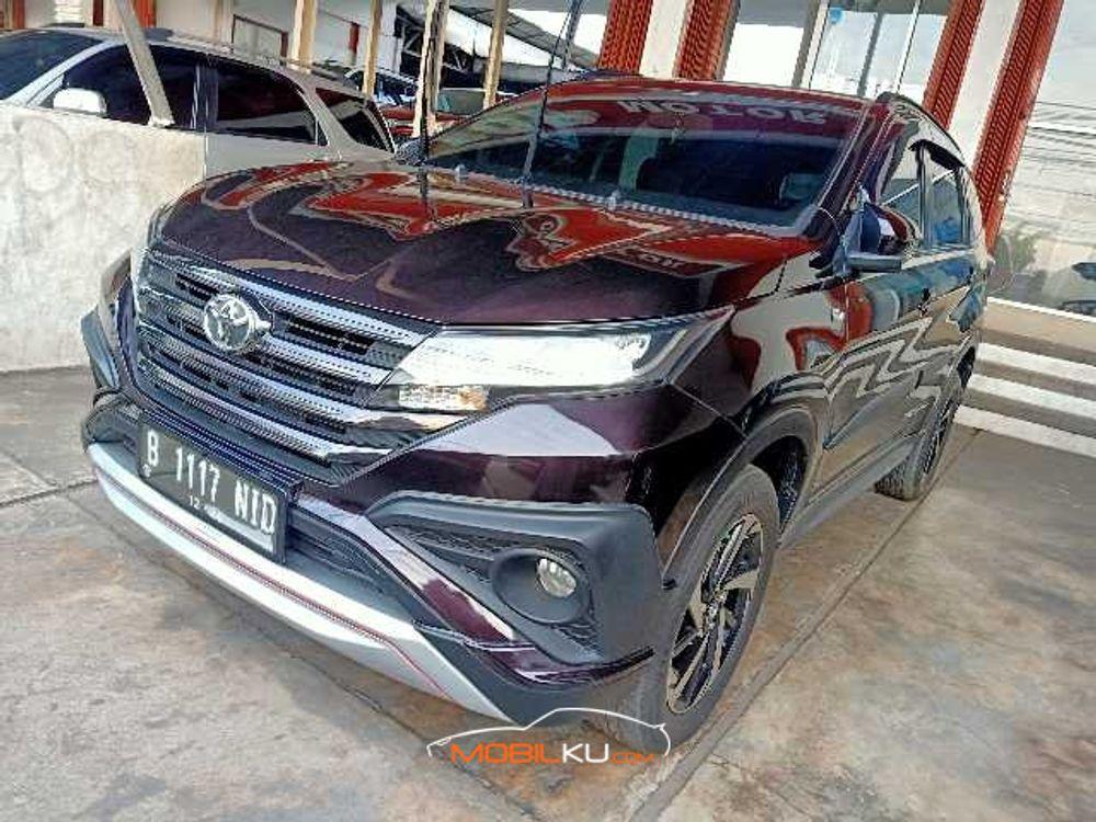 Mobil Toyota Rush 2018