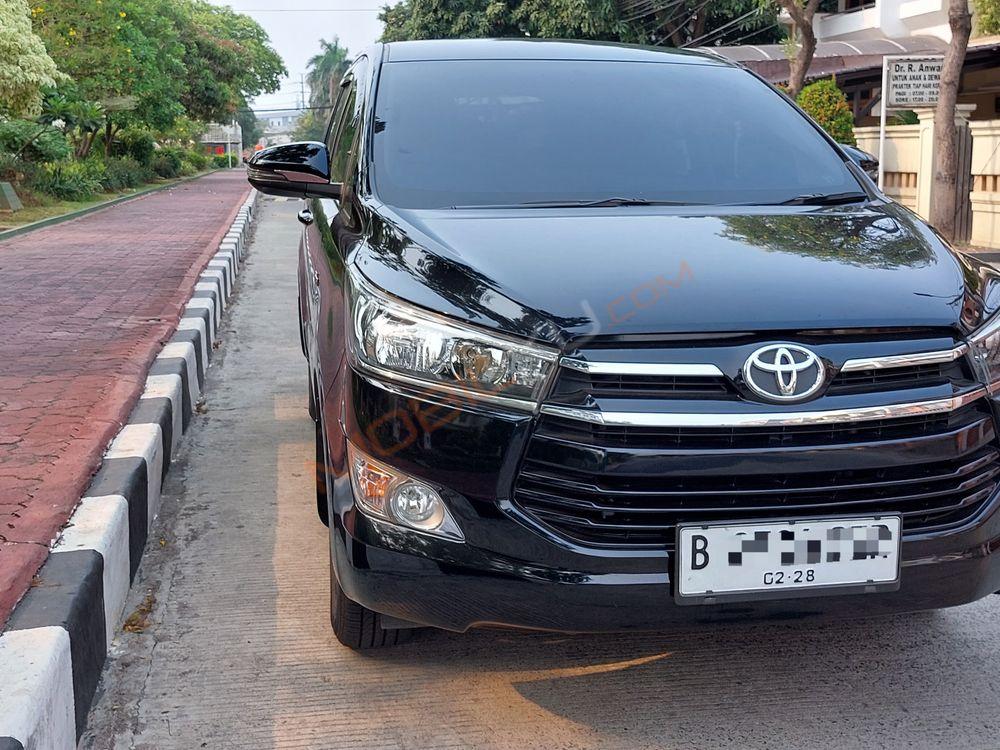 Mobil Toyota Kijang Innova 2018