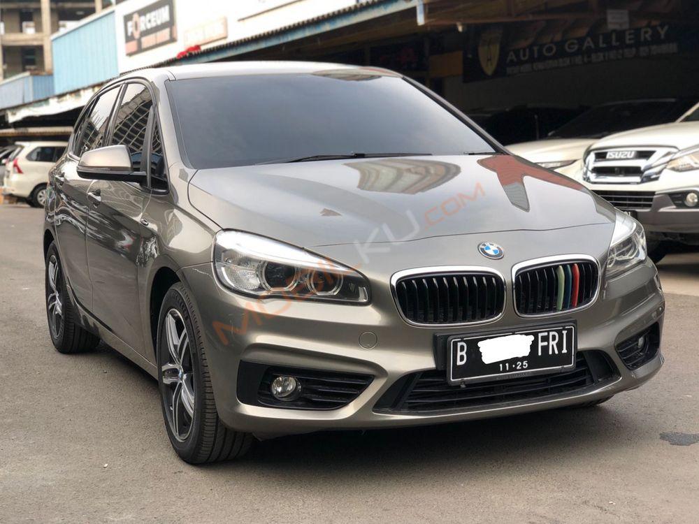 Mobil BMW 2 Series 2015