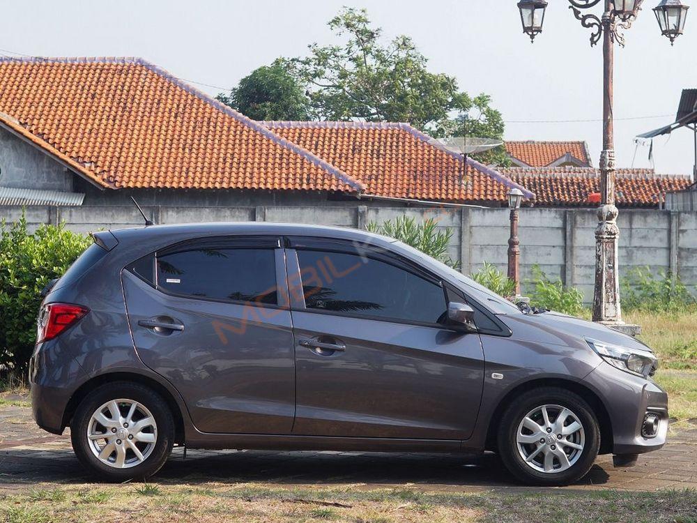 Mobil Honda Brio 2022