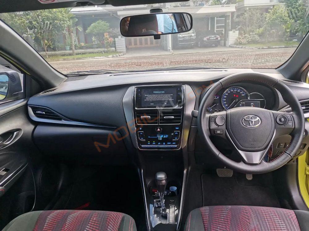 Mobil Toyota Yaris 2021