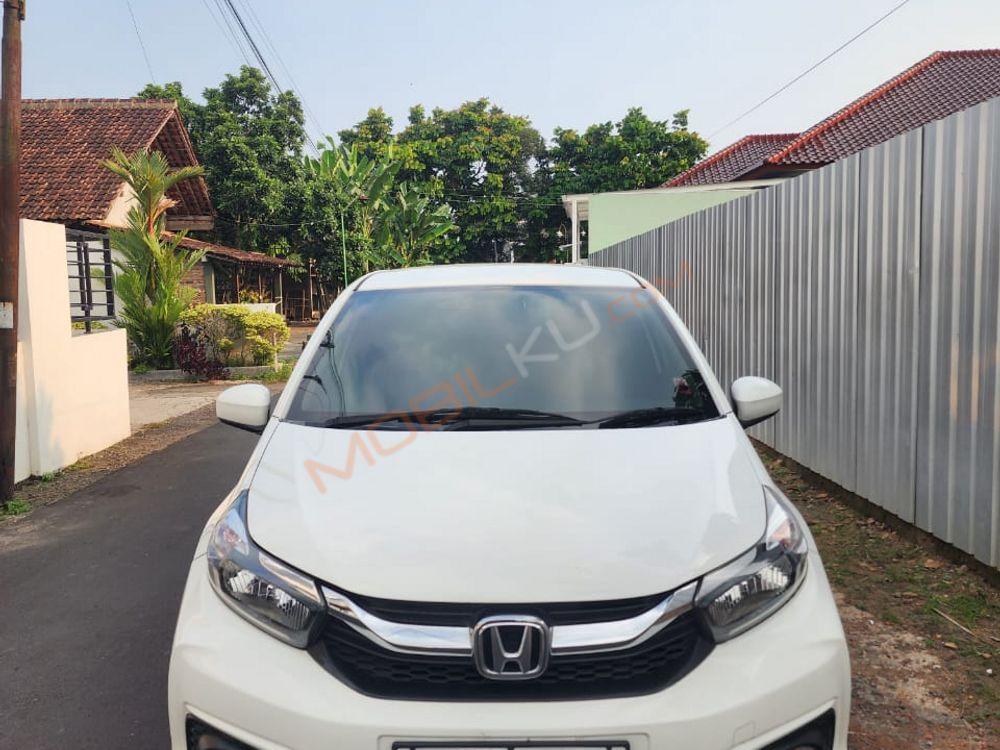 Mobil Honda Brio 2018