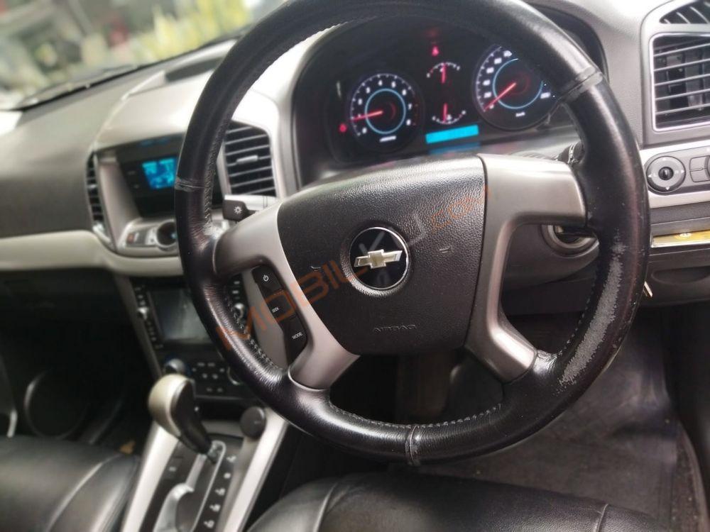 Mobil Chevrolet Captiva 2013