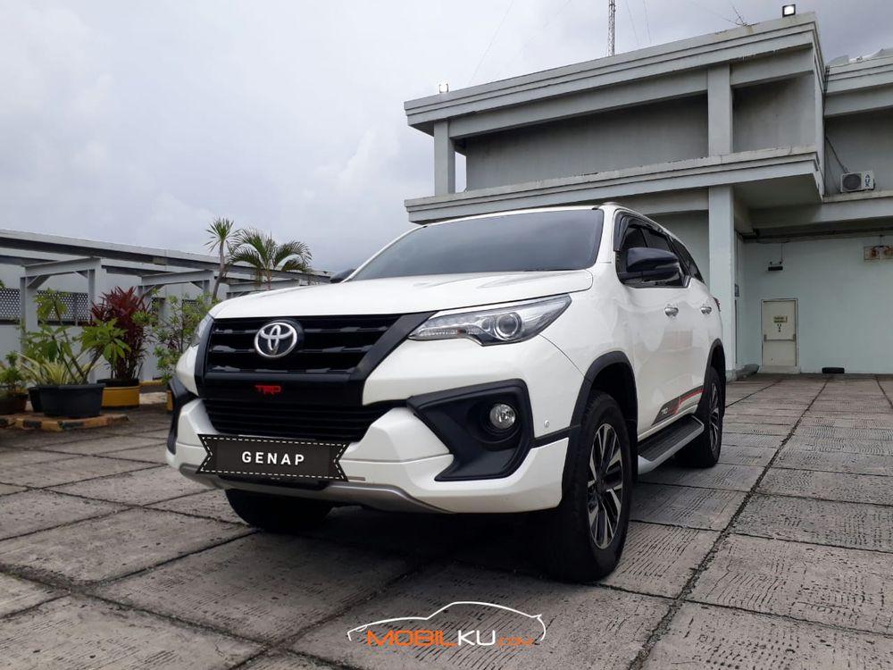 Mobil Toyota Fortuner 2018