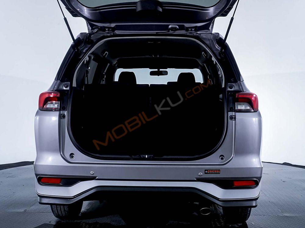 Mobil Daihatsu Xenia 2023