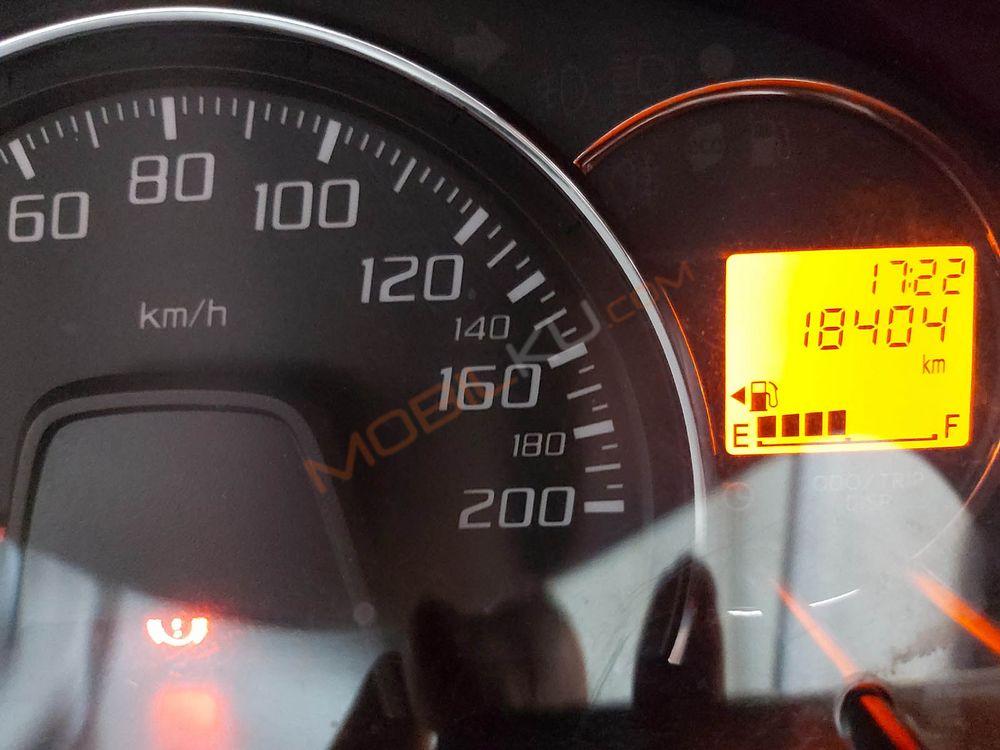 Mobil Toyota Agya 2017