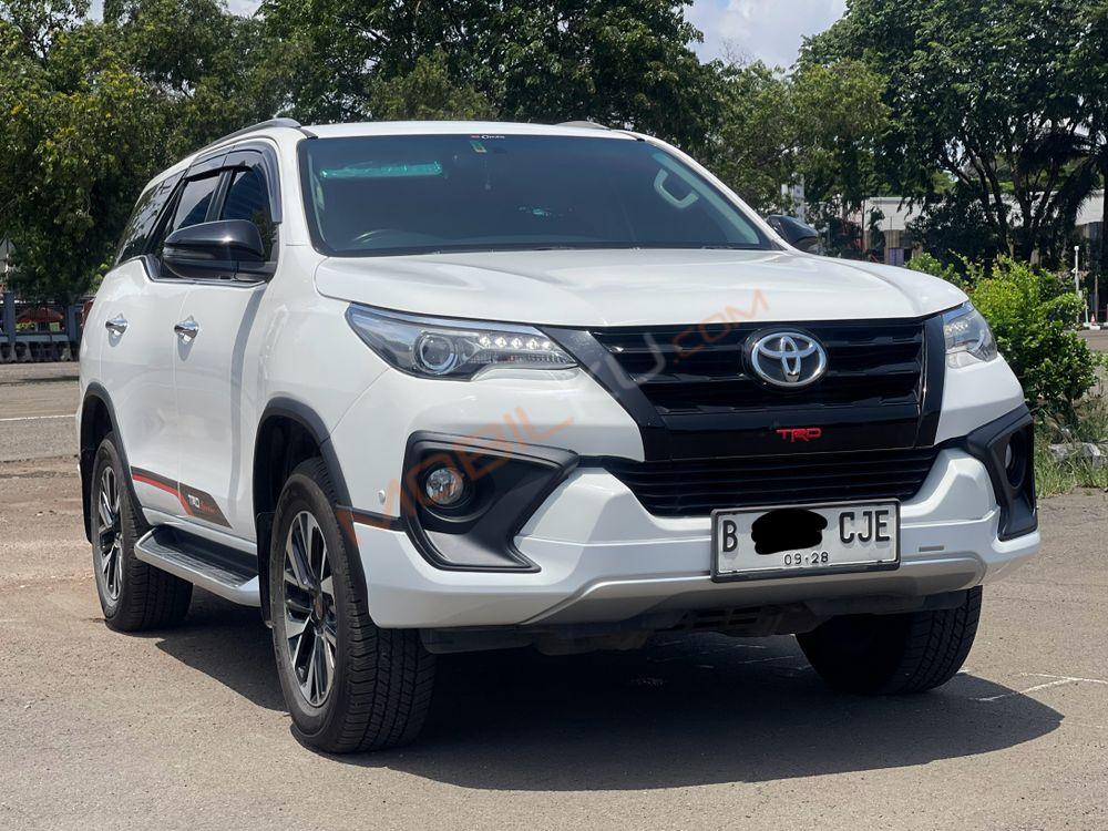 Mobil Toyota Fortuner 2018