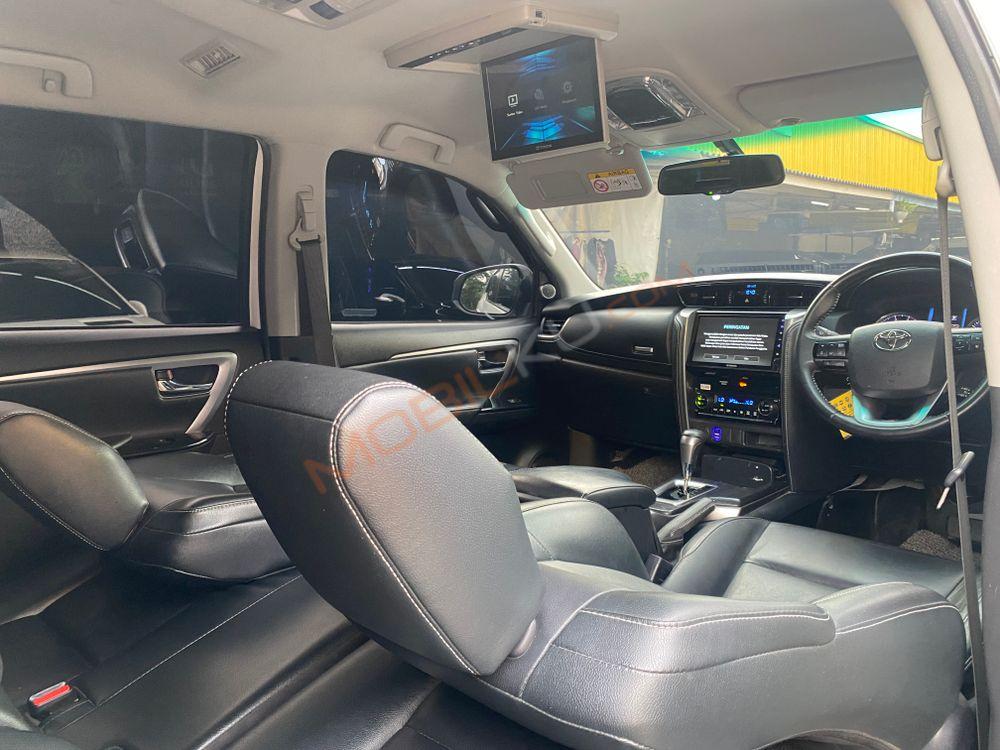 Mobil Toyota Fortuner 2022