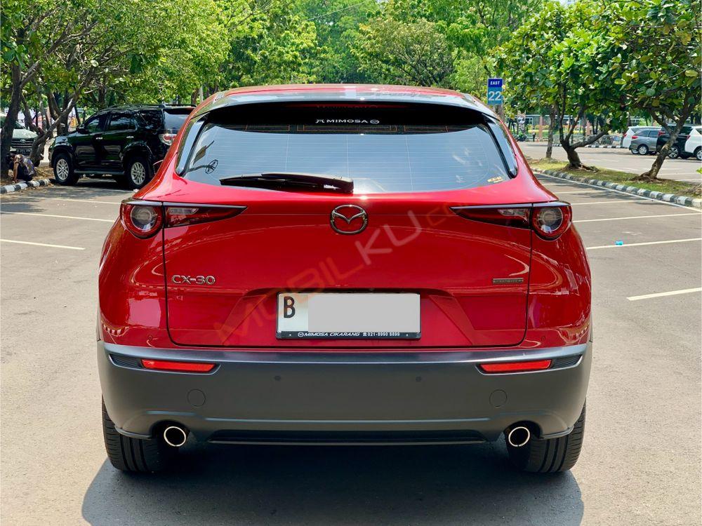 Mobil Mazda CX-30 2023