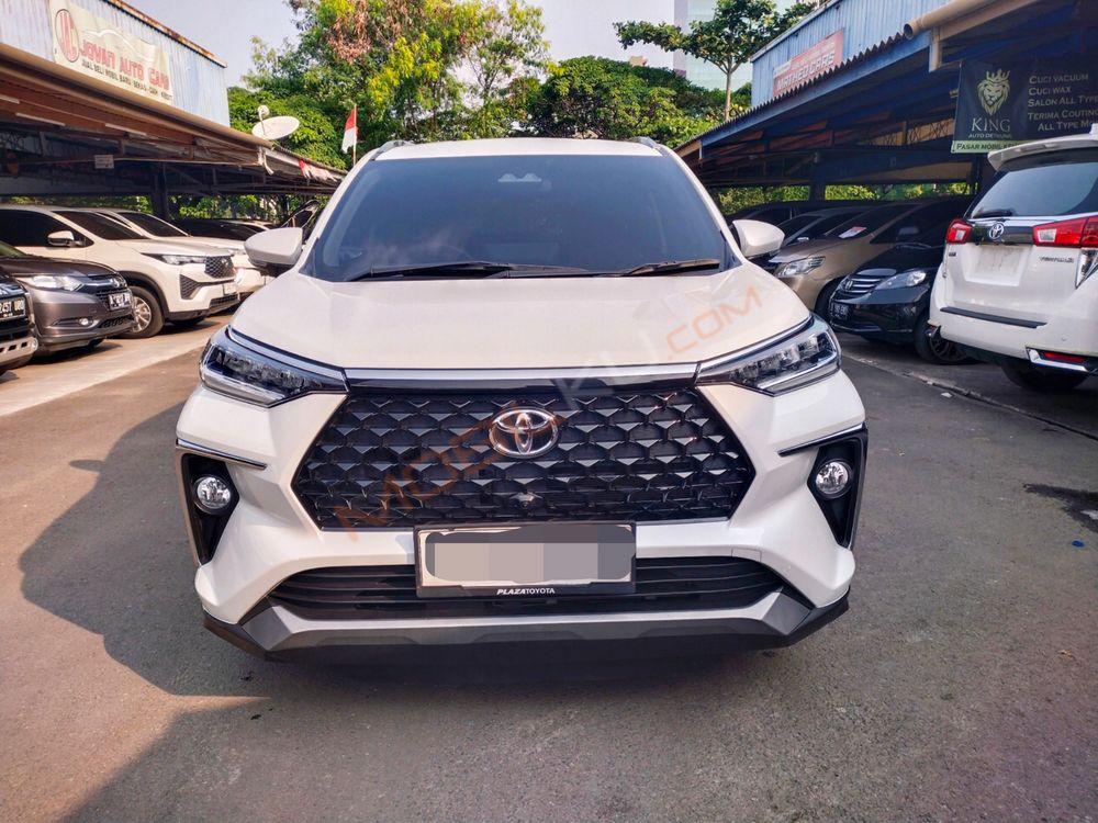 Mobil Toyota Veloz 2022