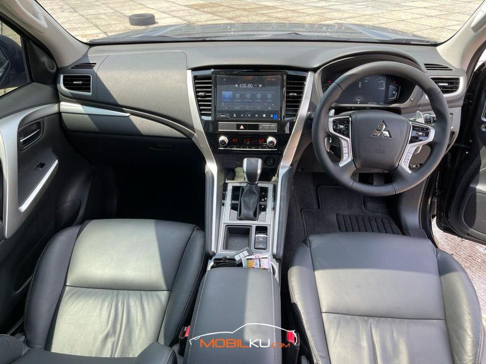 Mobil Mitsubishi Pajero Sport 2021