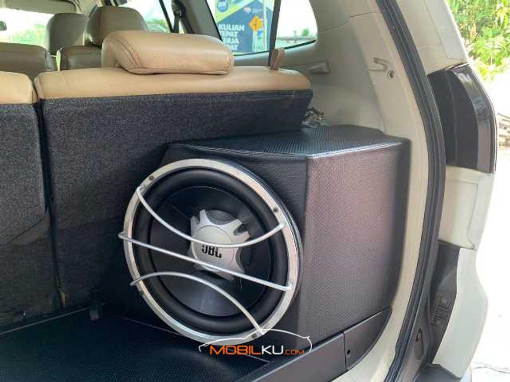 Mobil Mitsubishi Pajero Sport 2010