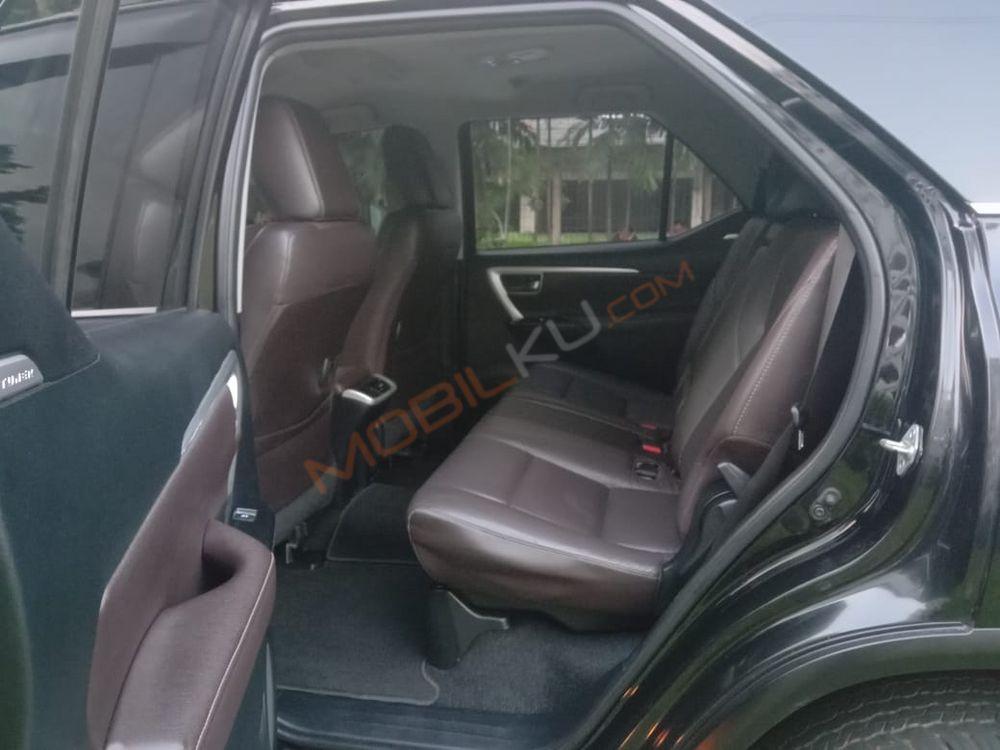 Mobil Toyota Fortuner 2016