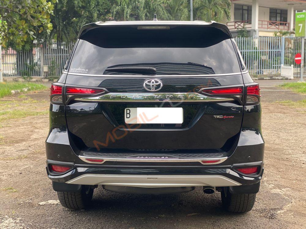 Mobil Toyota Fortuner 2017
