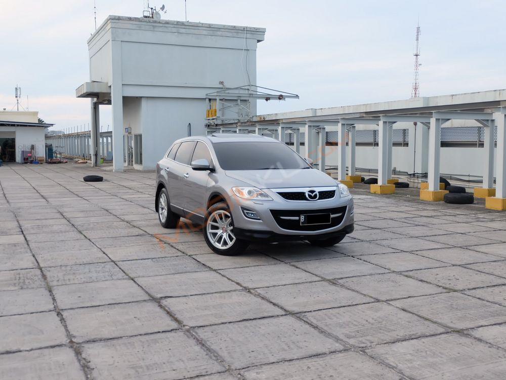 Mobil Mazda CX-9 2011