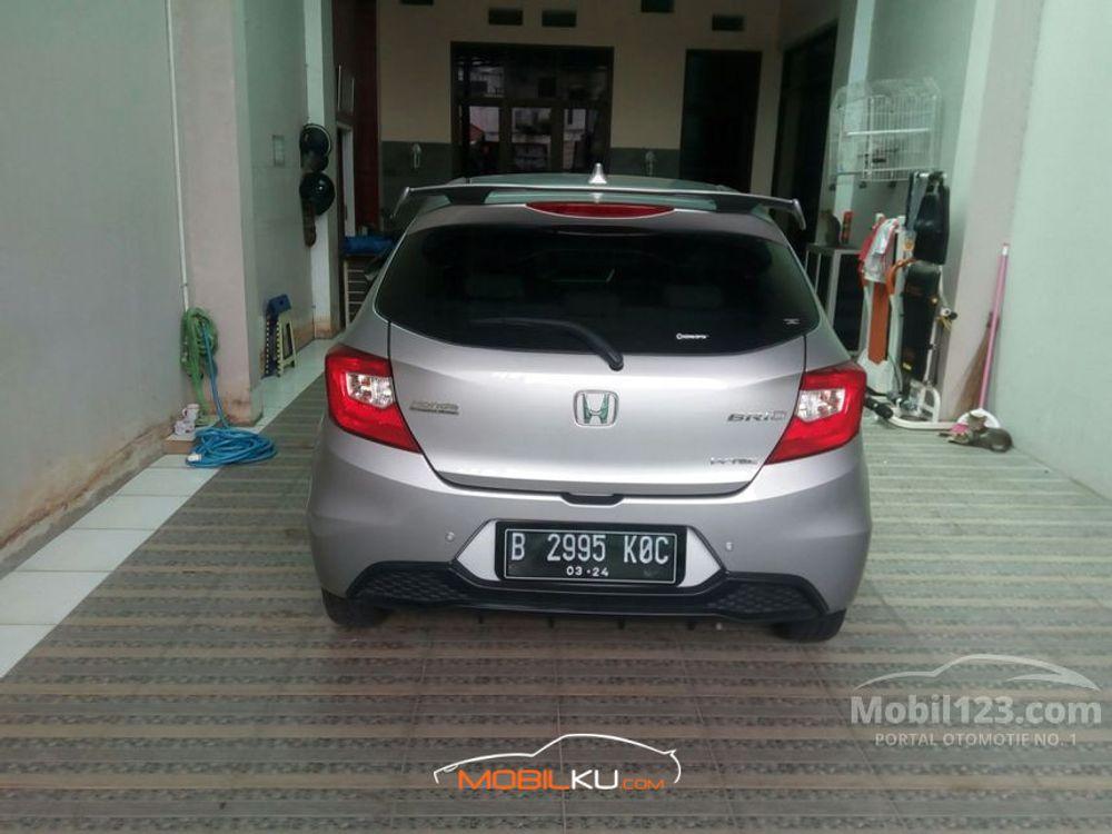 Mobil Honda Brio 2019