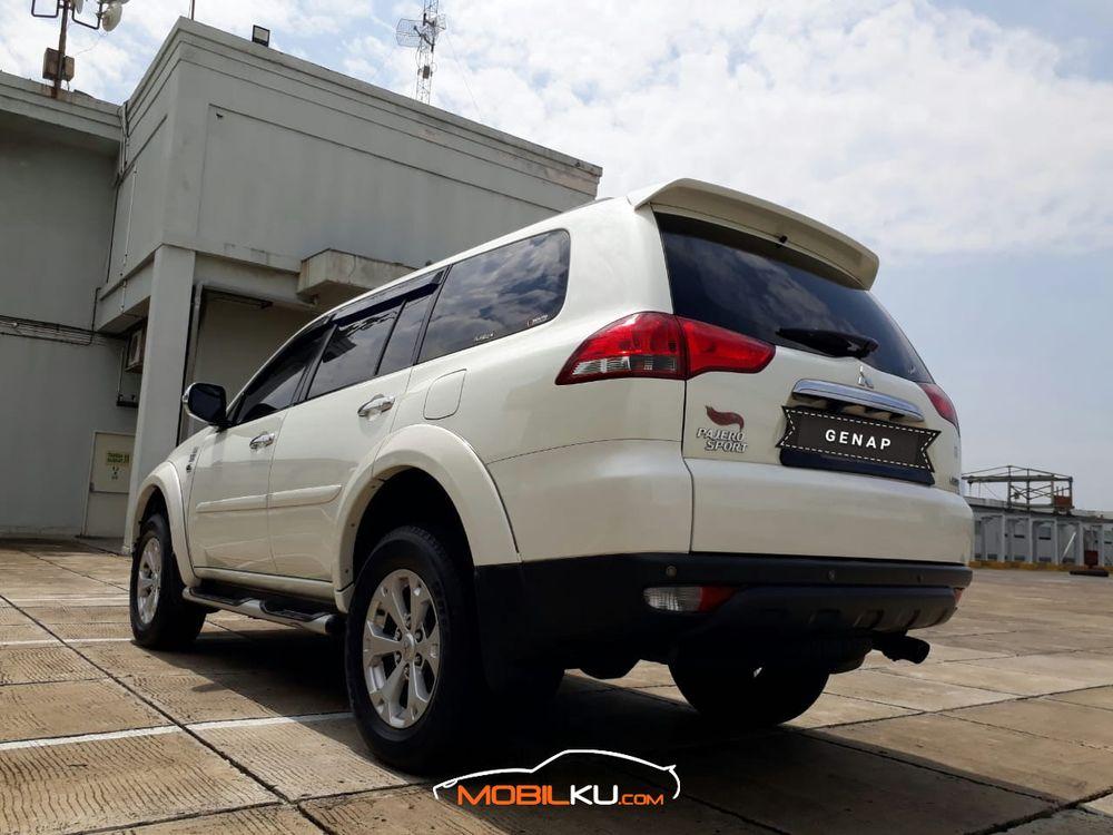 Mobil Mitsubishi Pajero Sport 2014