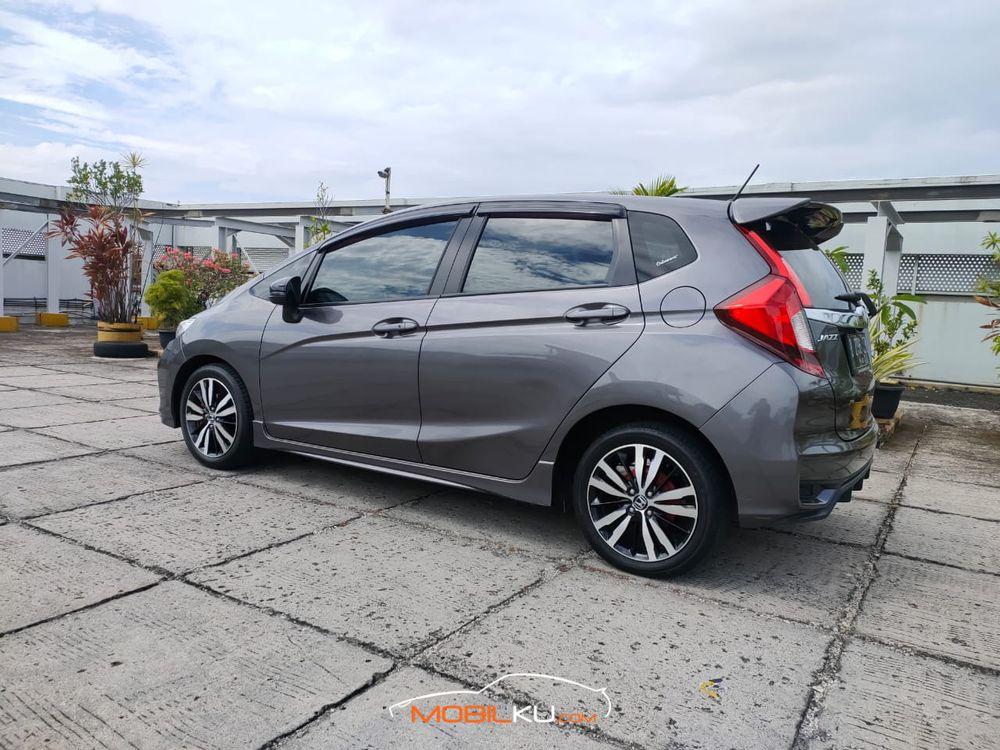 Mobil Honda Jazz 2017