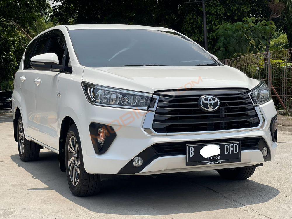 Mobil Toyota Kijang Innova 2021
