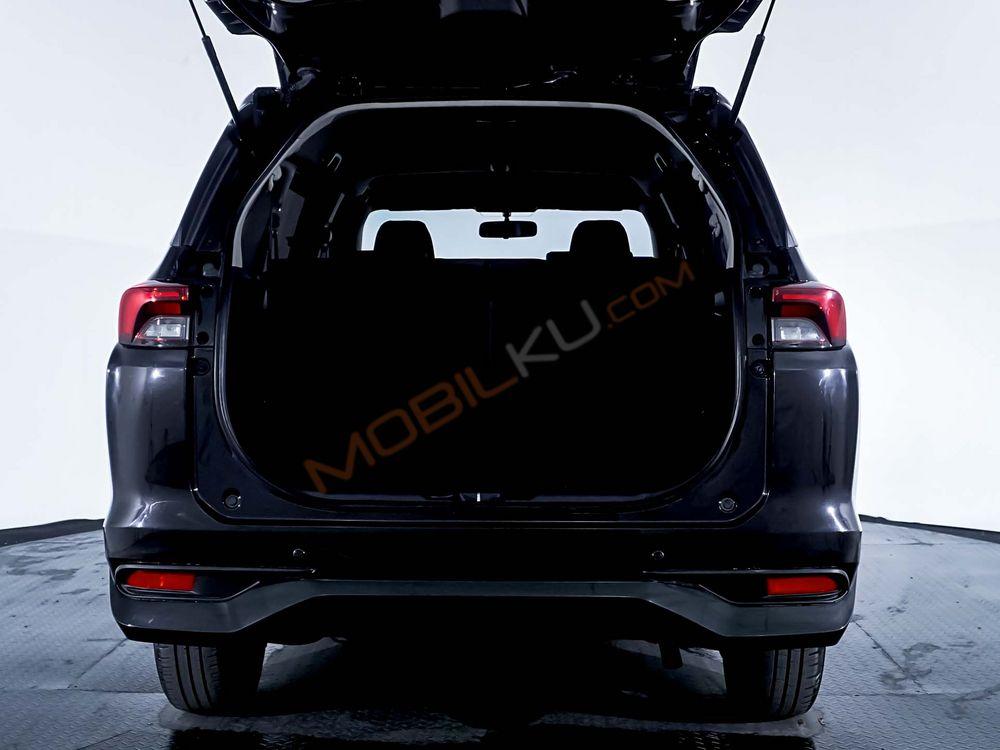 Mobil Toyota Avanza 2022