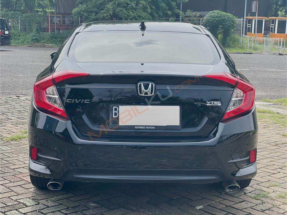 Mobil Honda Civic Sedan 2017