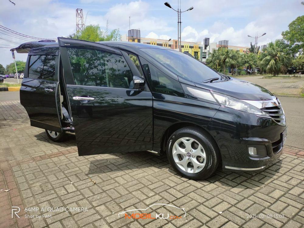 Mobil Mazda Biante 2015