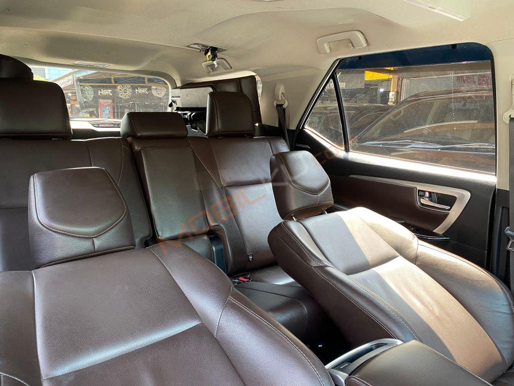 Mobil Toyota Fortuner 2020