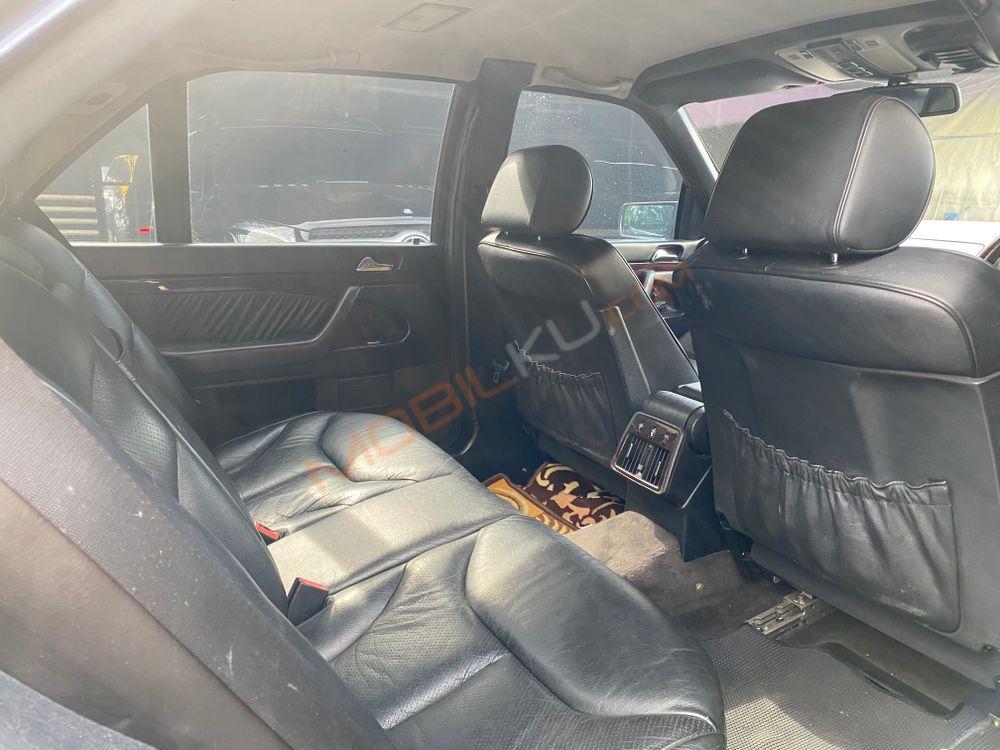 Mobil Mercedes-Benz S-Class 1996