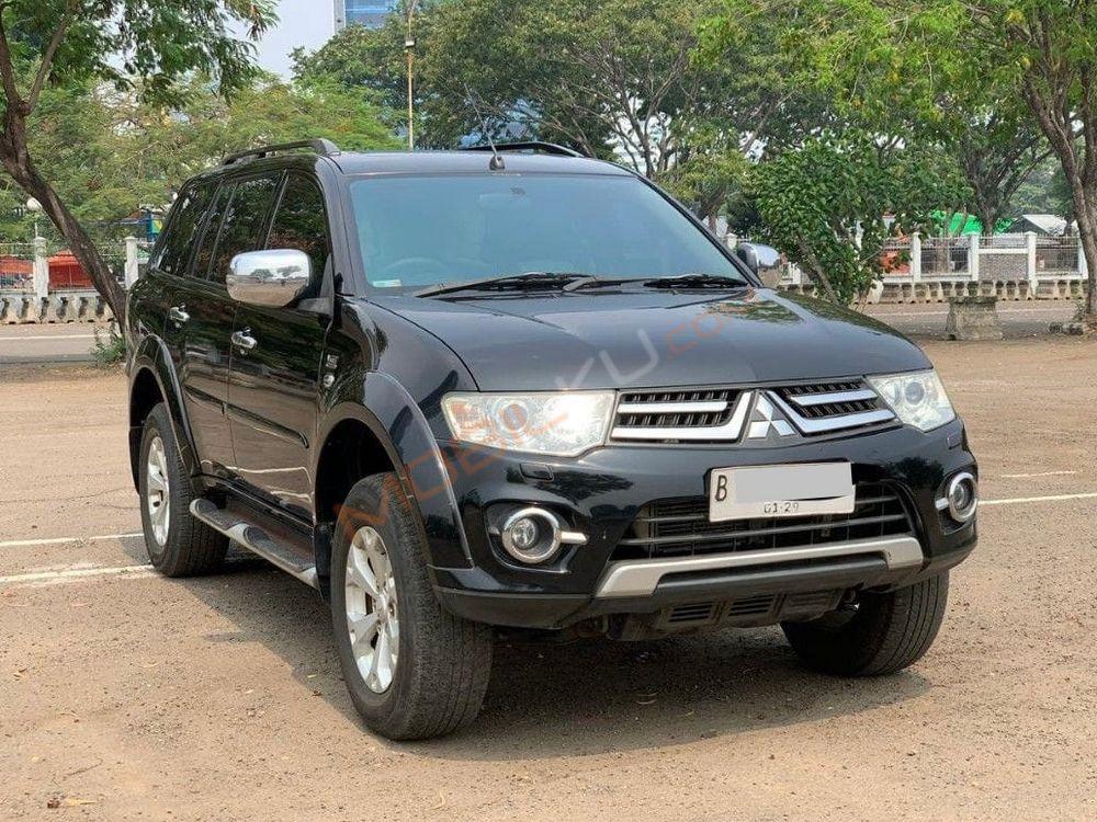 Mobil Mitsubishi Pajero Sport 2013