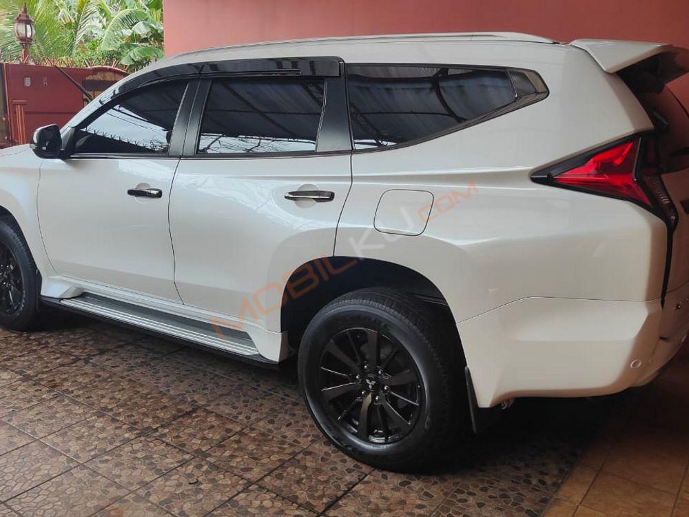 Mobil Mitsubishi Pajero Sport 2018