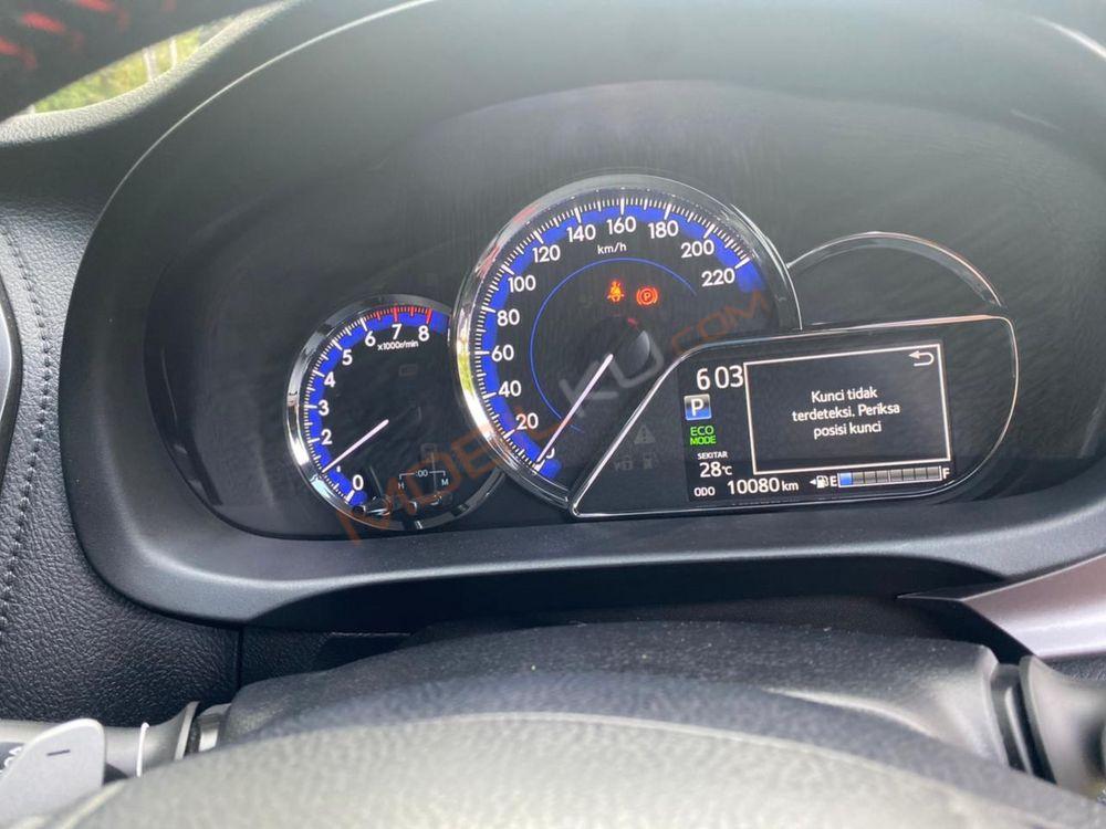 Mobil Toyota Yaris 2021