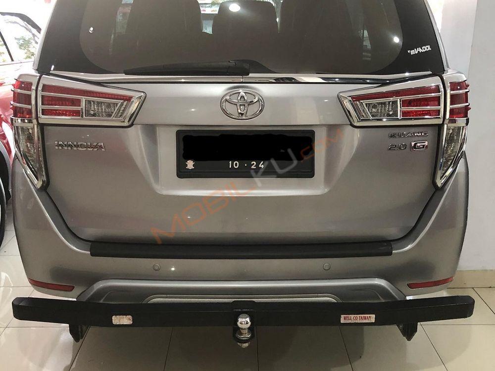 Mobil Toyota Kijang Innova 2019