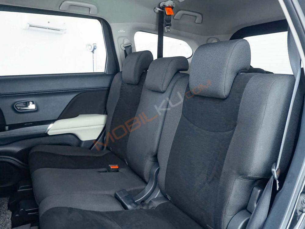 Mobil Toyota Rush 2020