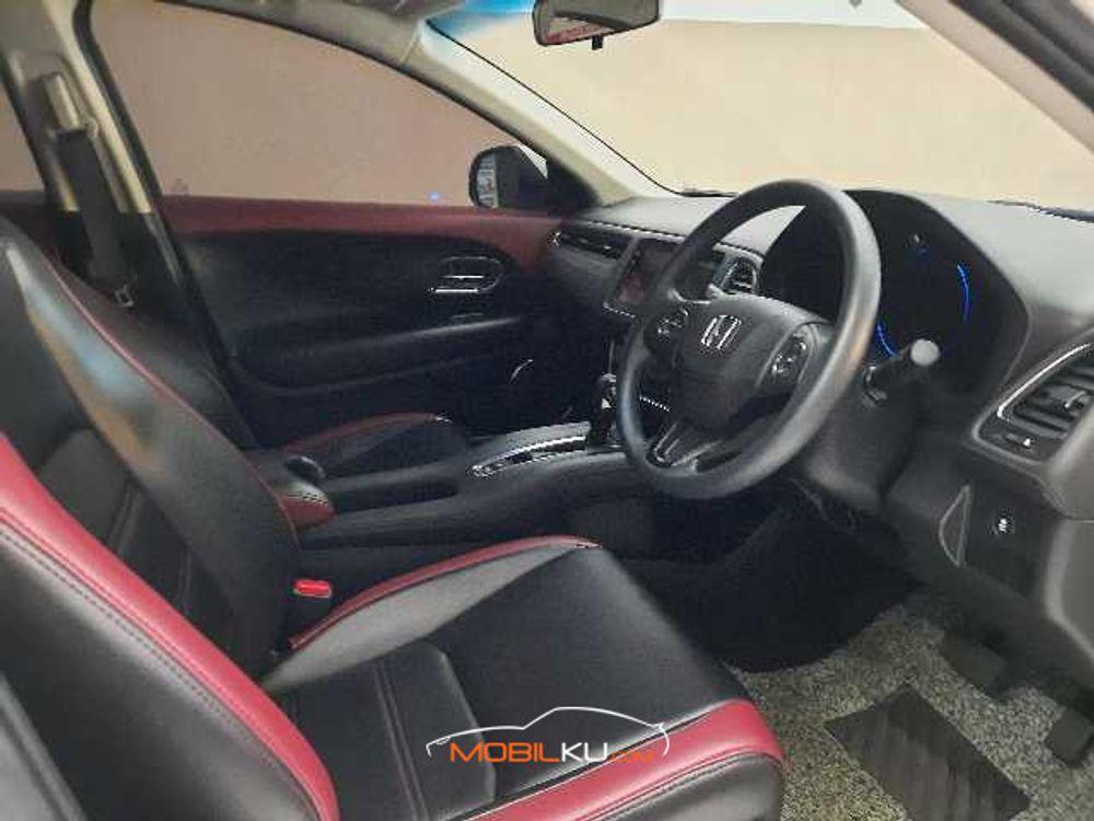 Mobil Honda HR-V 2019