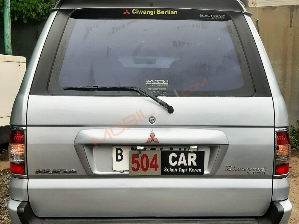 Mobil Mitsubishi Kuda 2003