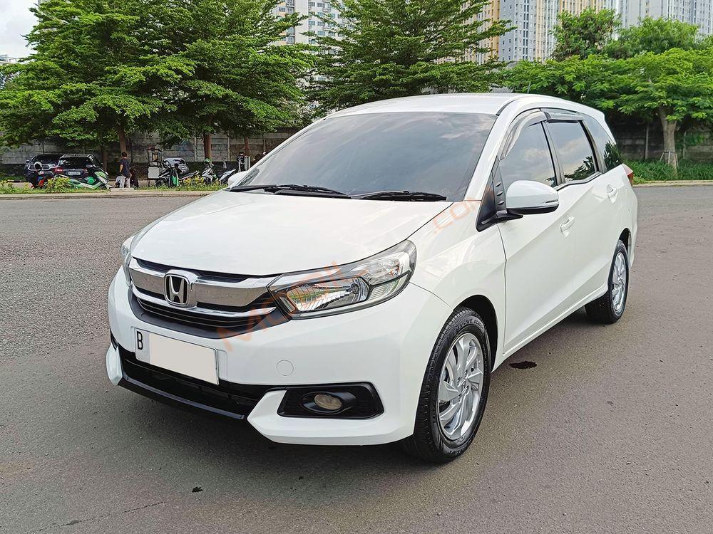 Mobil Honda Mobilio 2017