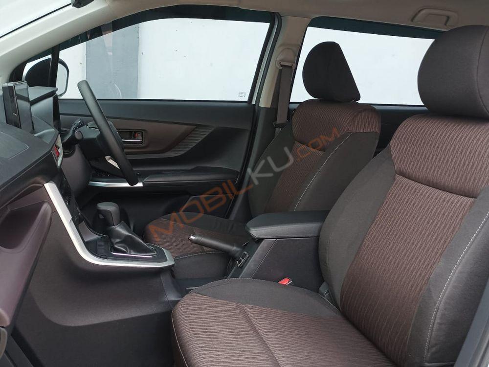 Mobil Toyota Avanza 2021