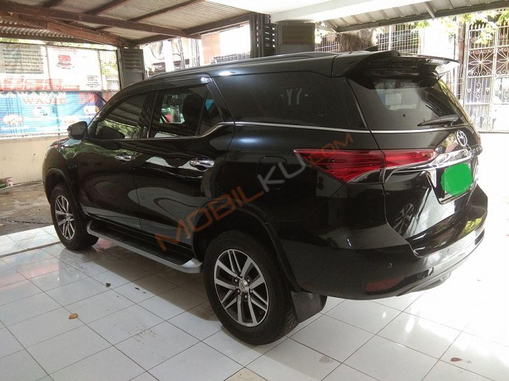 Mobil Toyota Fortuner 2018